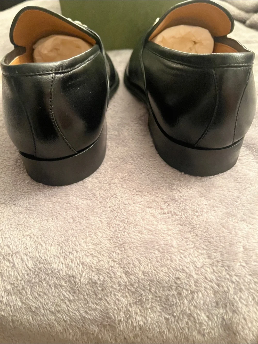 Gucci Black Leather Men’s Chain-Accent Slip-On Loafers